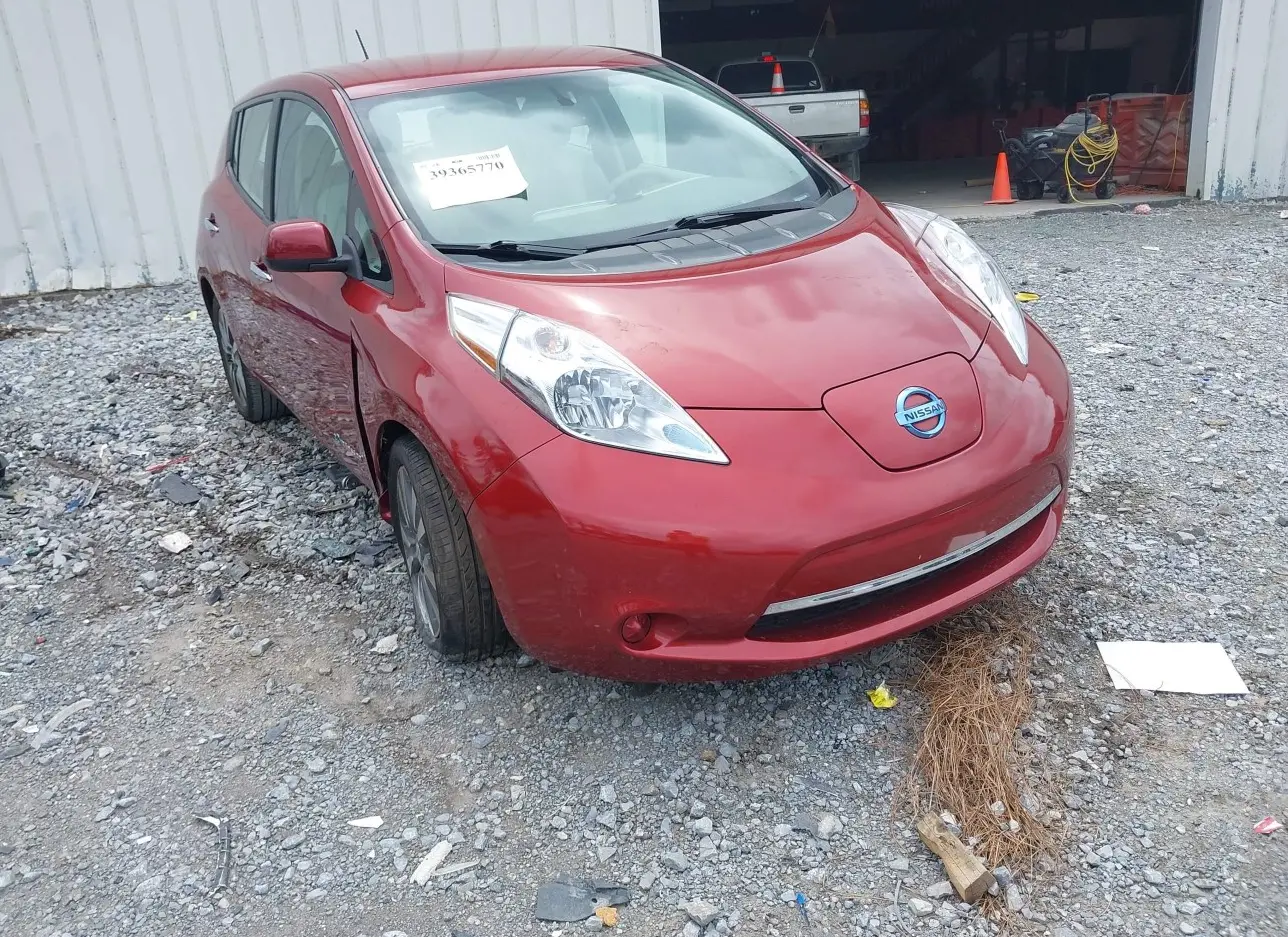 2015 NISSAN  - Image 1.