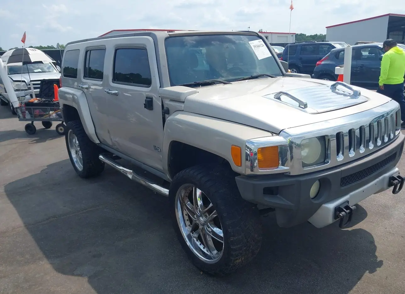 2008 HUMMER  - Image 1.