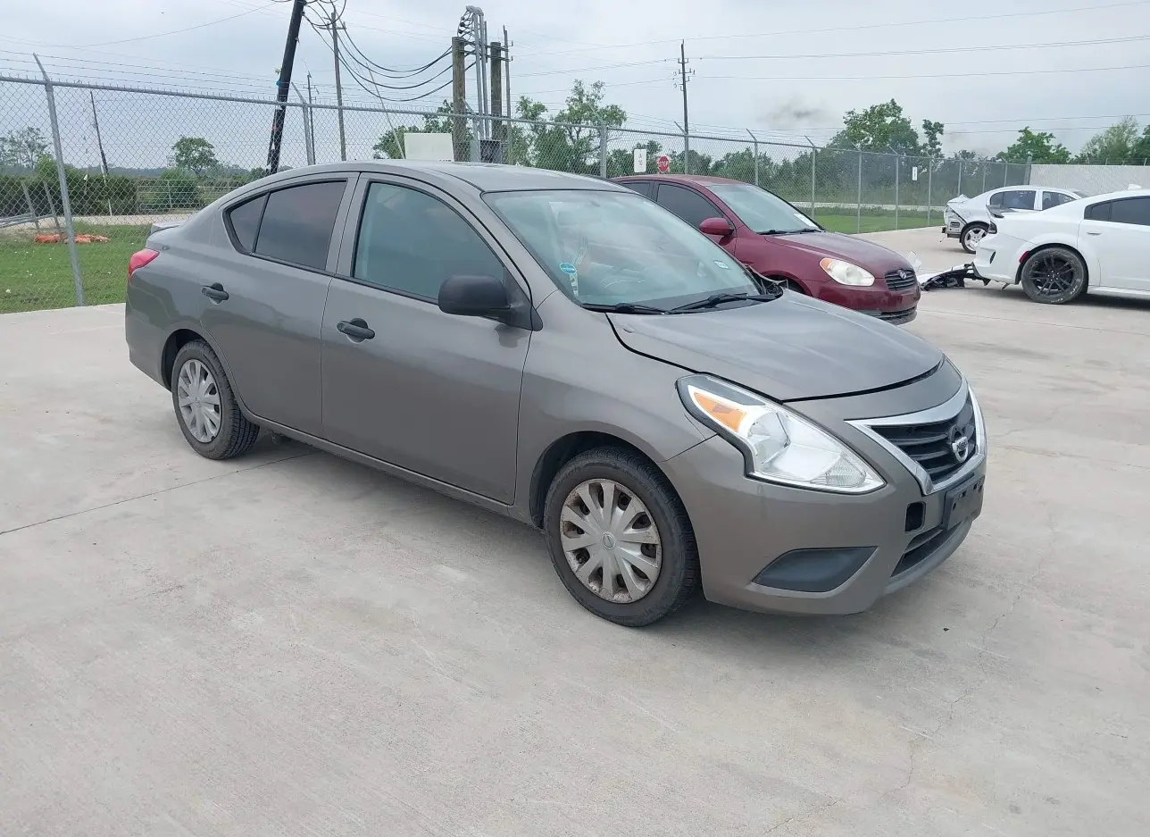 2015 NISSAN  - Image 1.