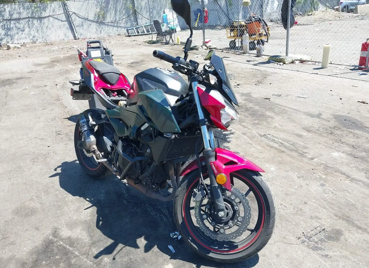 2019 KAWASAKI  - Image 1.