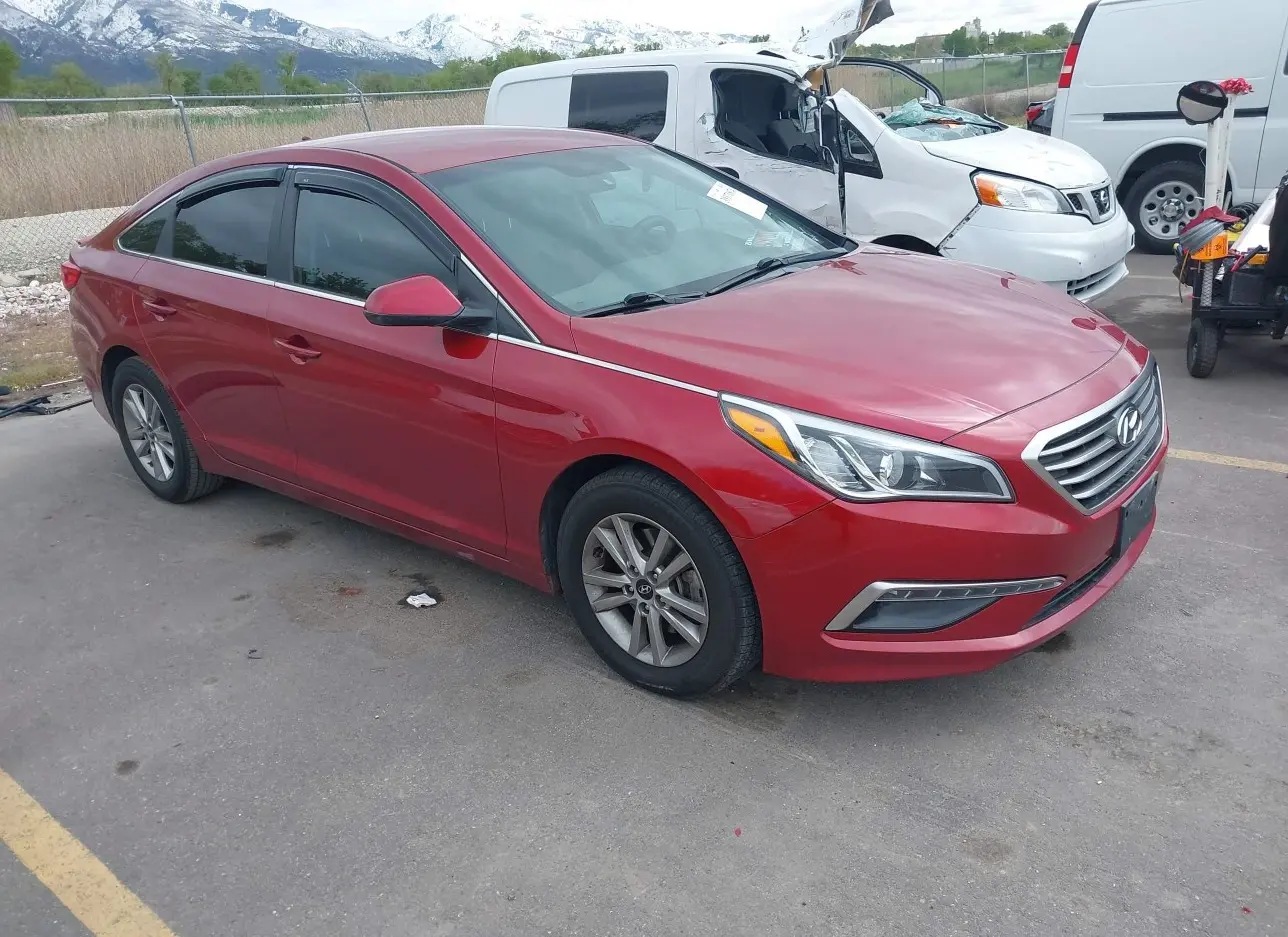 2015 HYUNDAI  - Image 1.