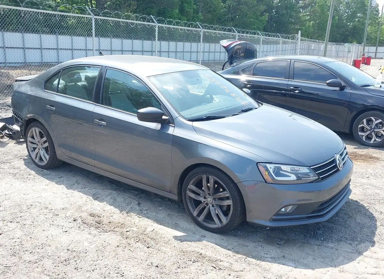 2016 VOLKSWAGEN  - Image 1.