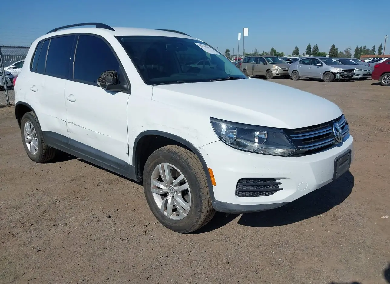 2015 VOLKSWAGEN  - Image 1.