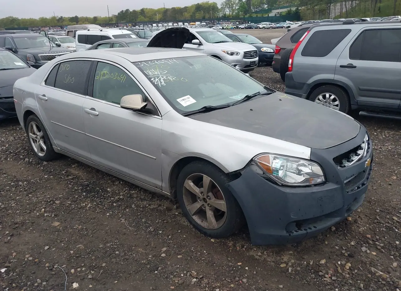 2011 CHEVROLET  - Image 1.