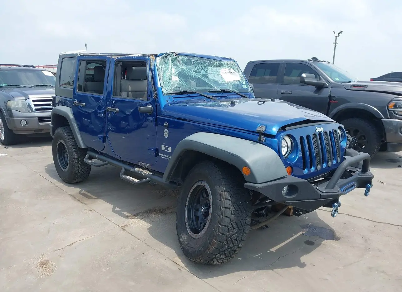 2009 JEEP  - Image 1.