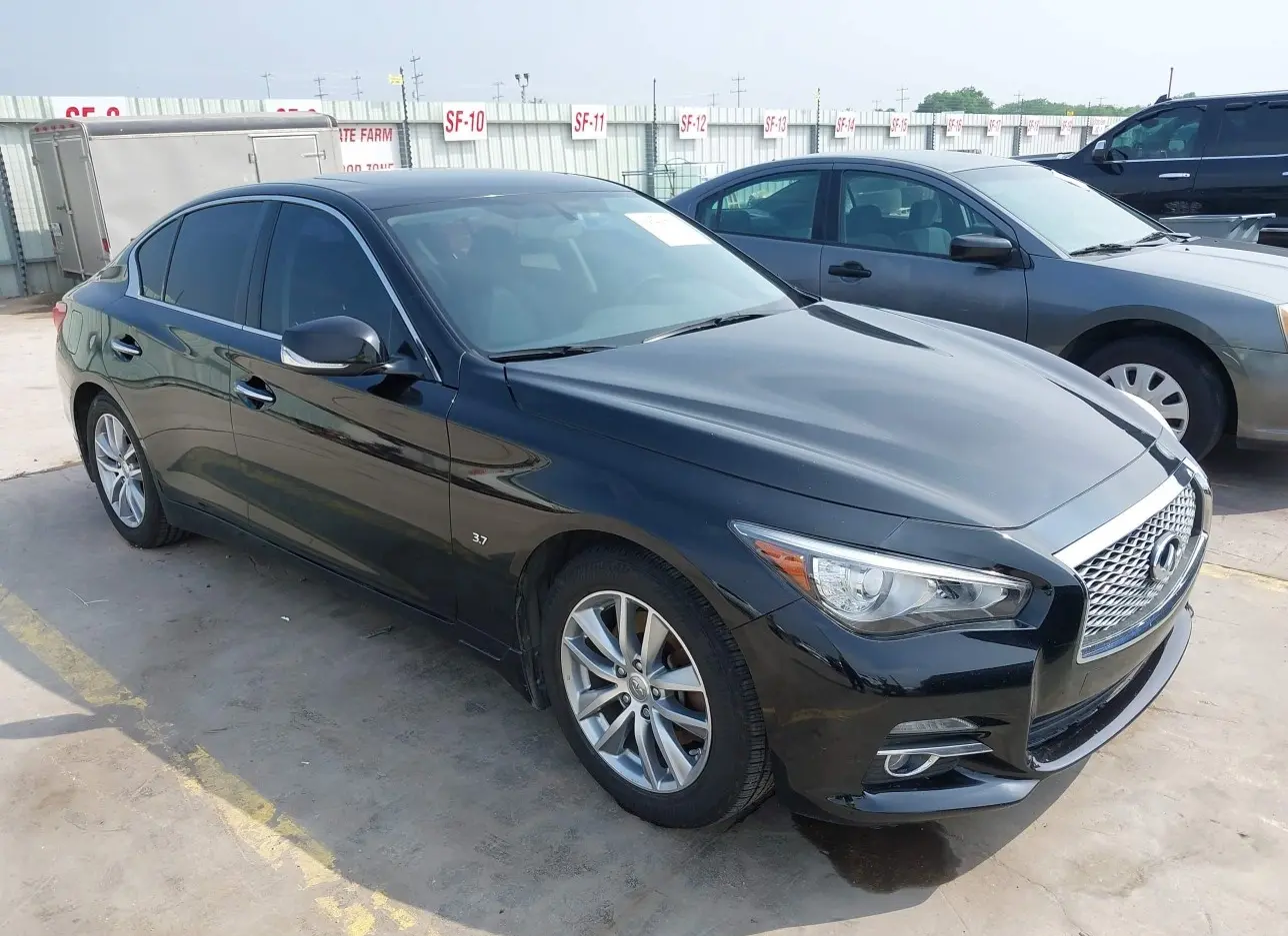 2015 INFINITI  - Image 1.