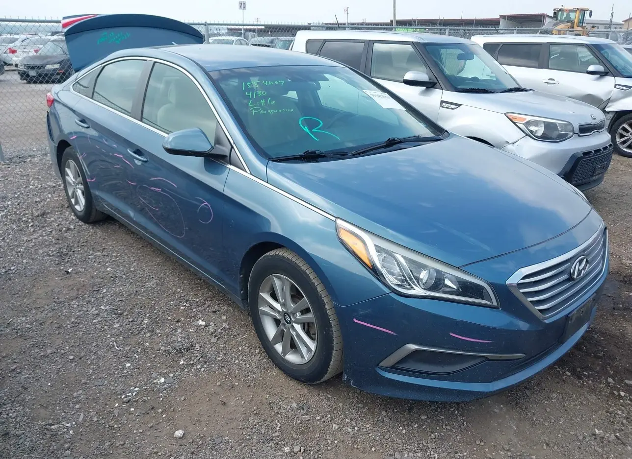 2017 HYUNDAI  - Image 1.