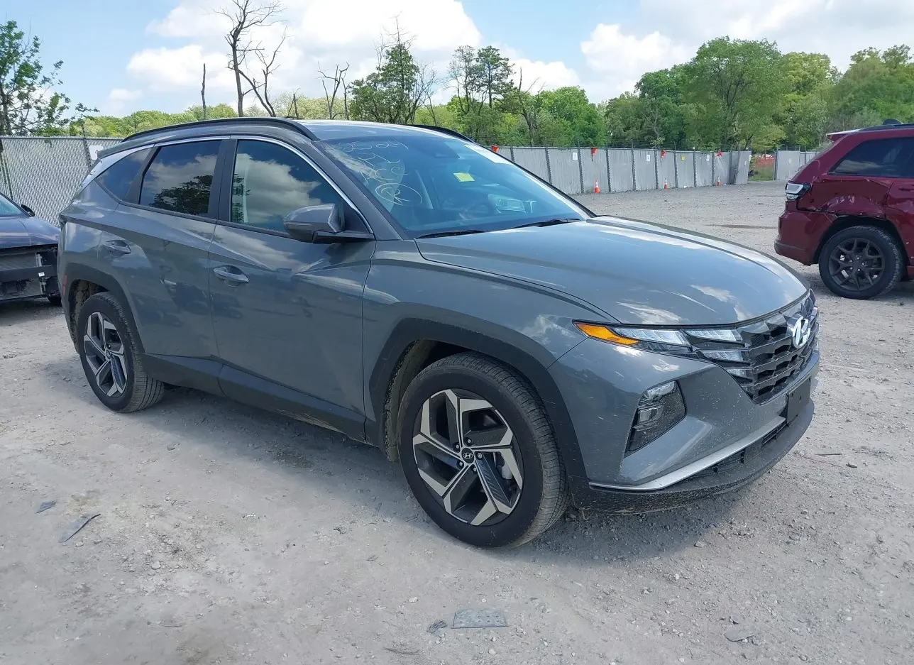 2024 HYUNDAI  - Image 1.