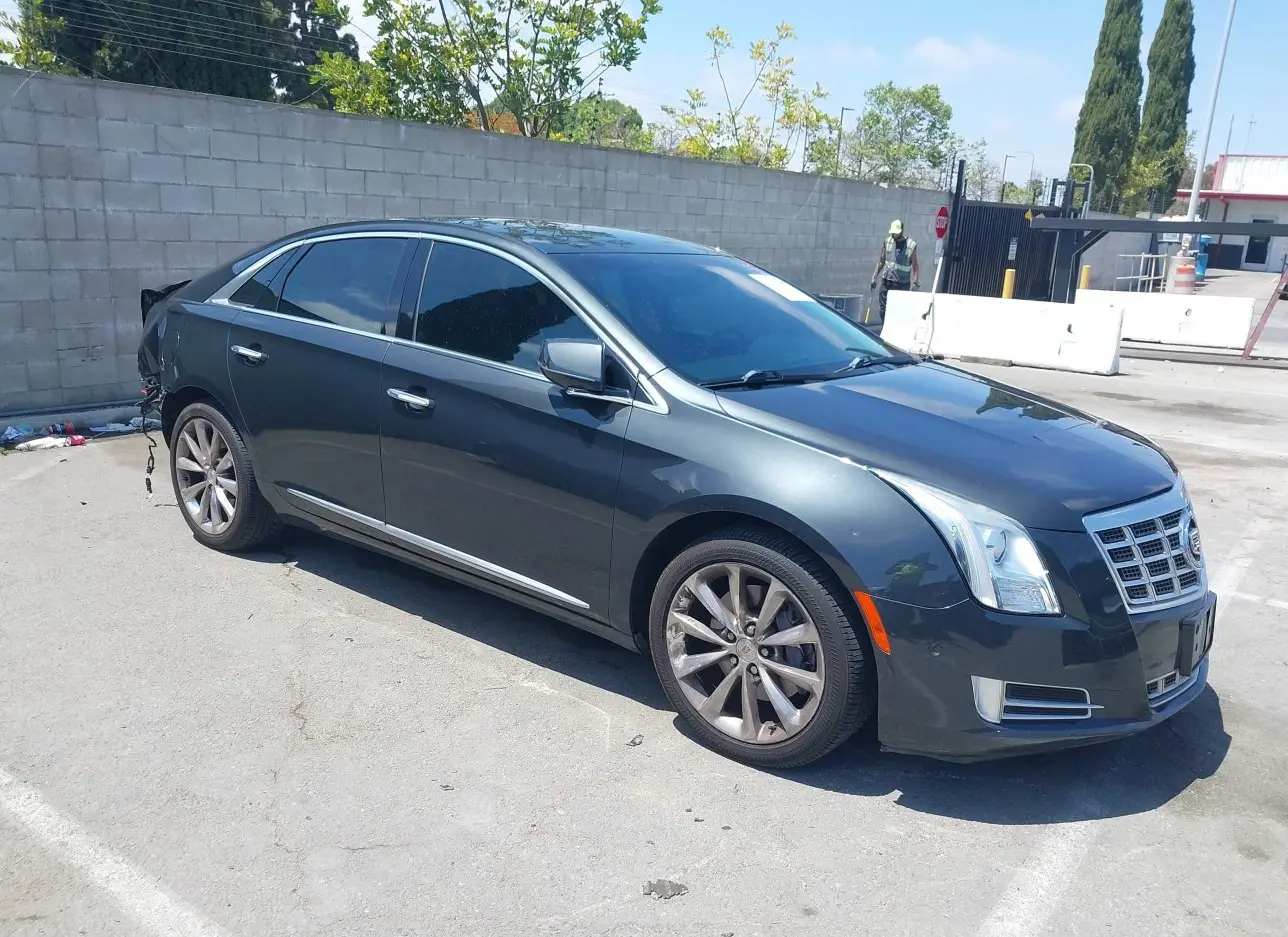 2014 CADILLAC  - Image 1.