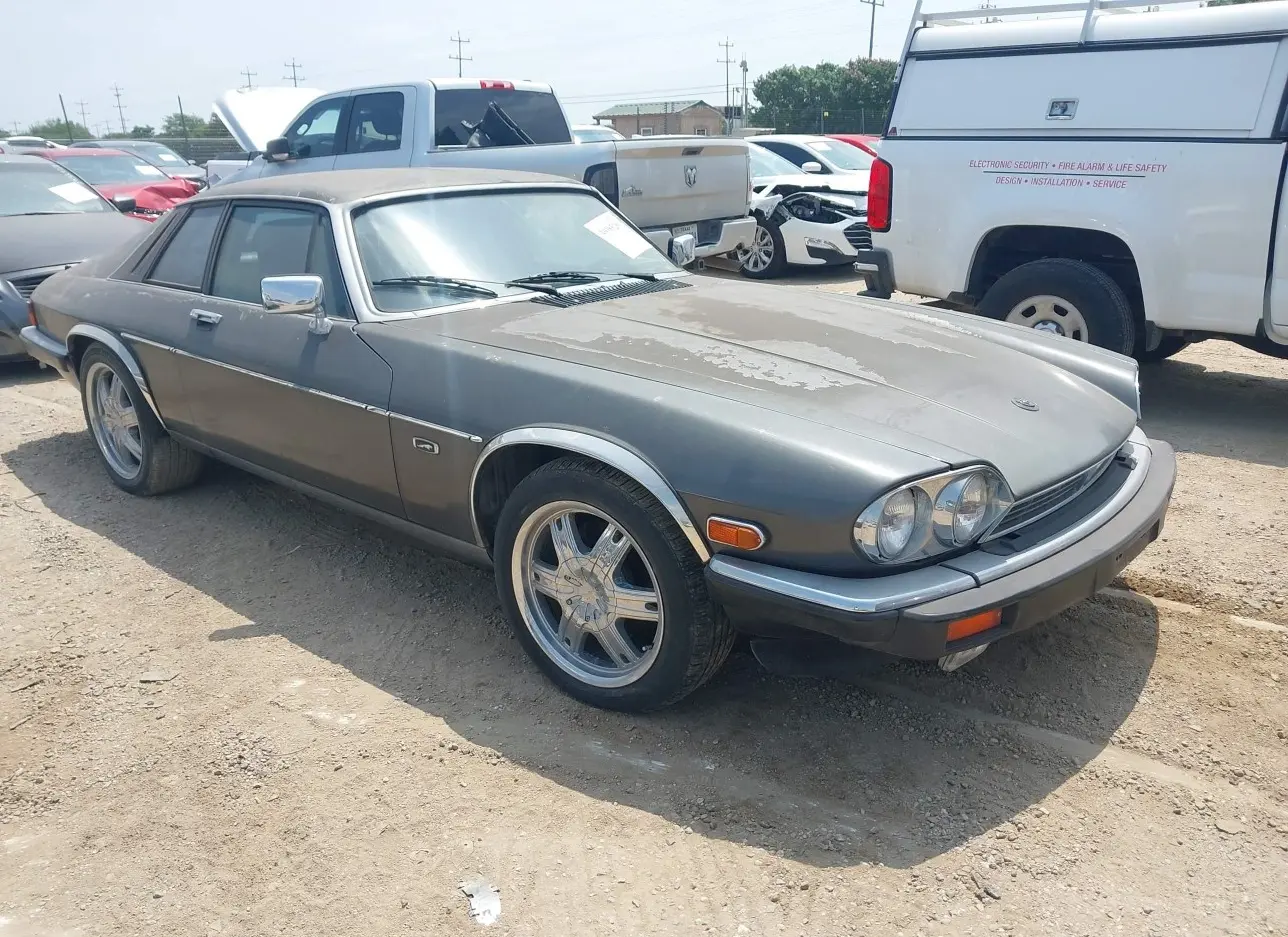 1989 JAGUAR  - Image 1.