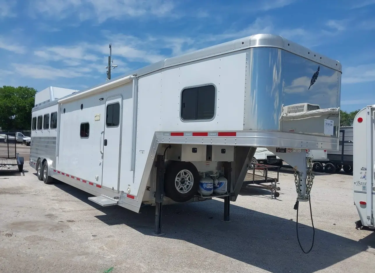 2021 FEATHERLITE TRAILERS  - Image 1.