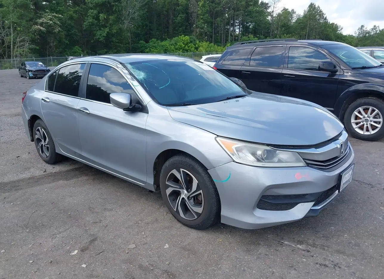 2017 HONDA  - Image 1.