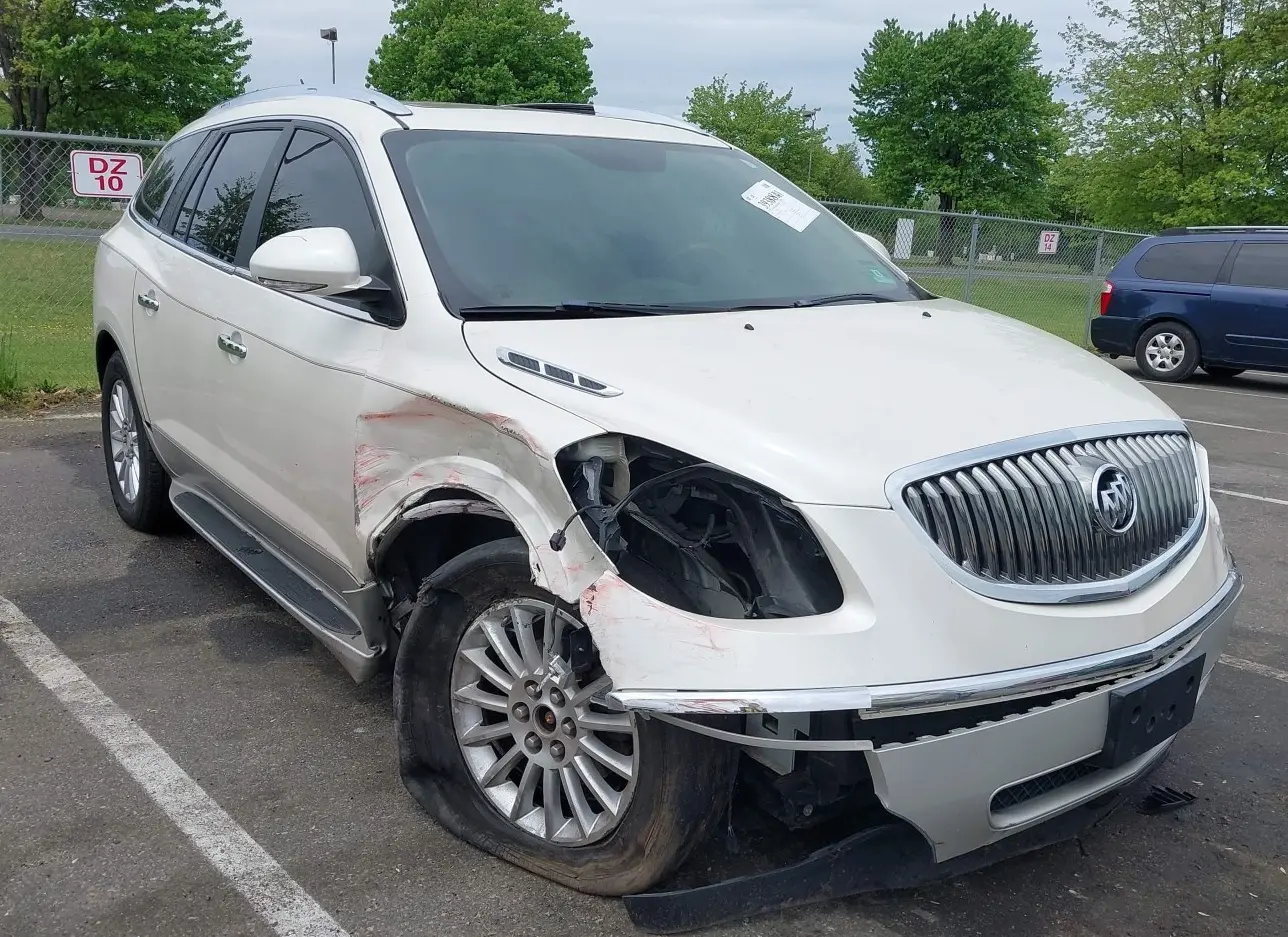 2012 BUICK  - Image 1.