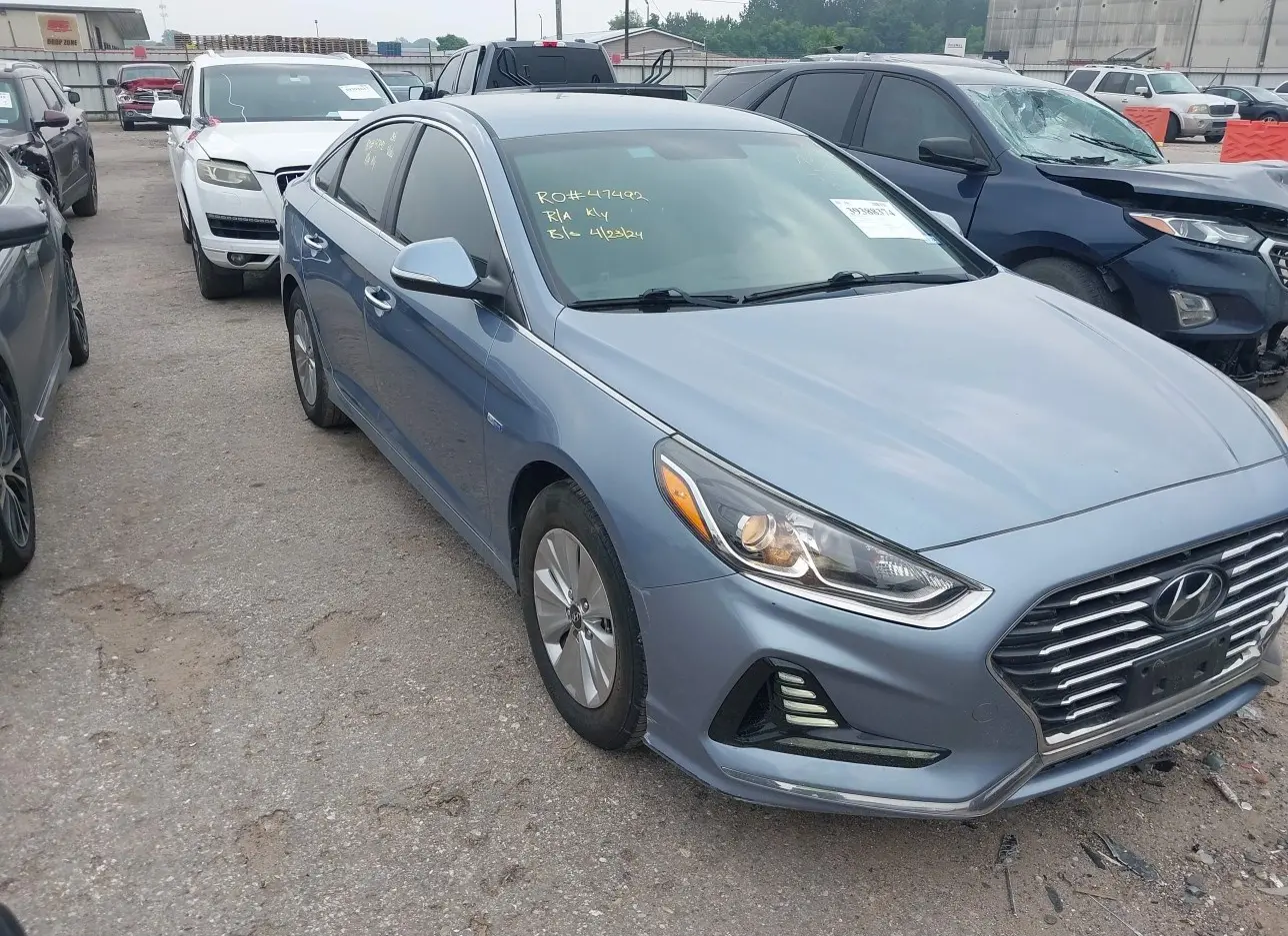 2018 HYUNDAI  - Image 1.