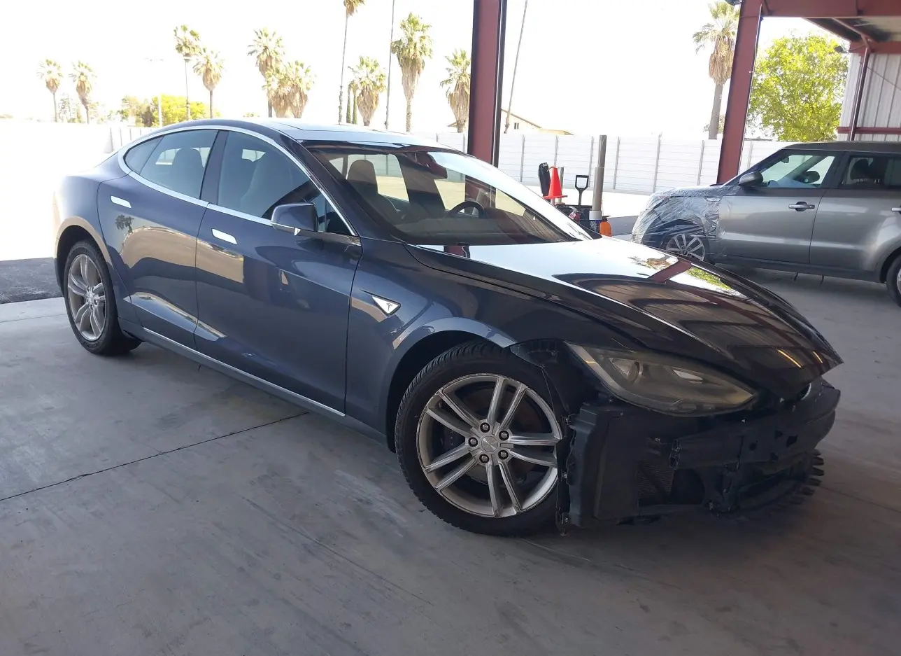 2016 TESLA  - Image 1.