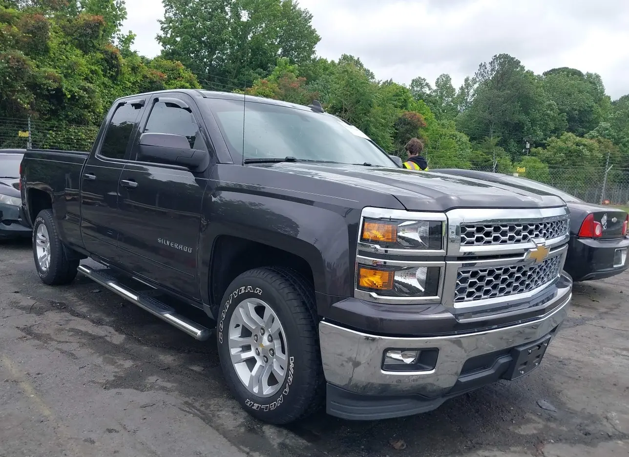 2015 CHEVROLET  - Image 1.