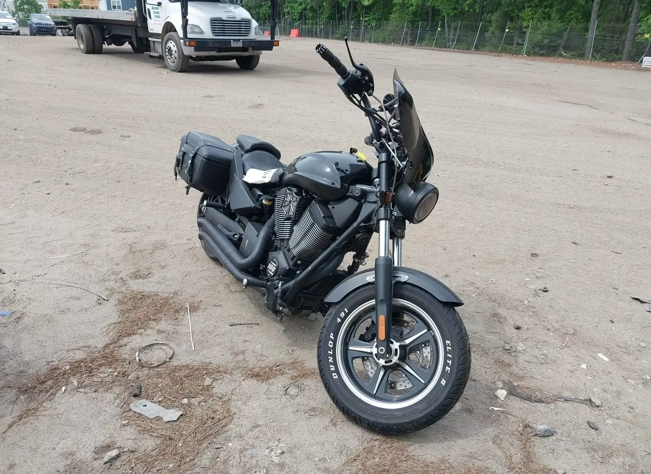 2014 VICTORY MOTORCYCLES  - Image 1.