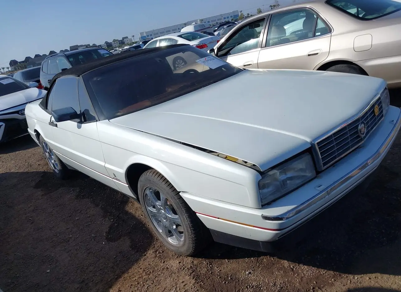 1990 CADILLAC  - Image 1.