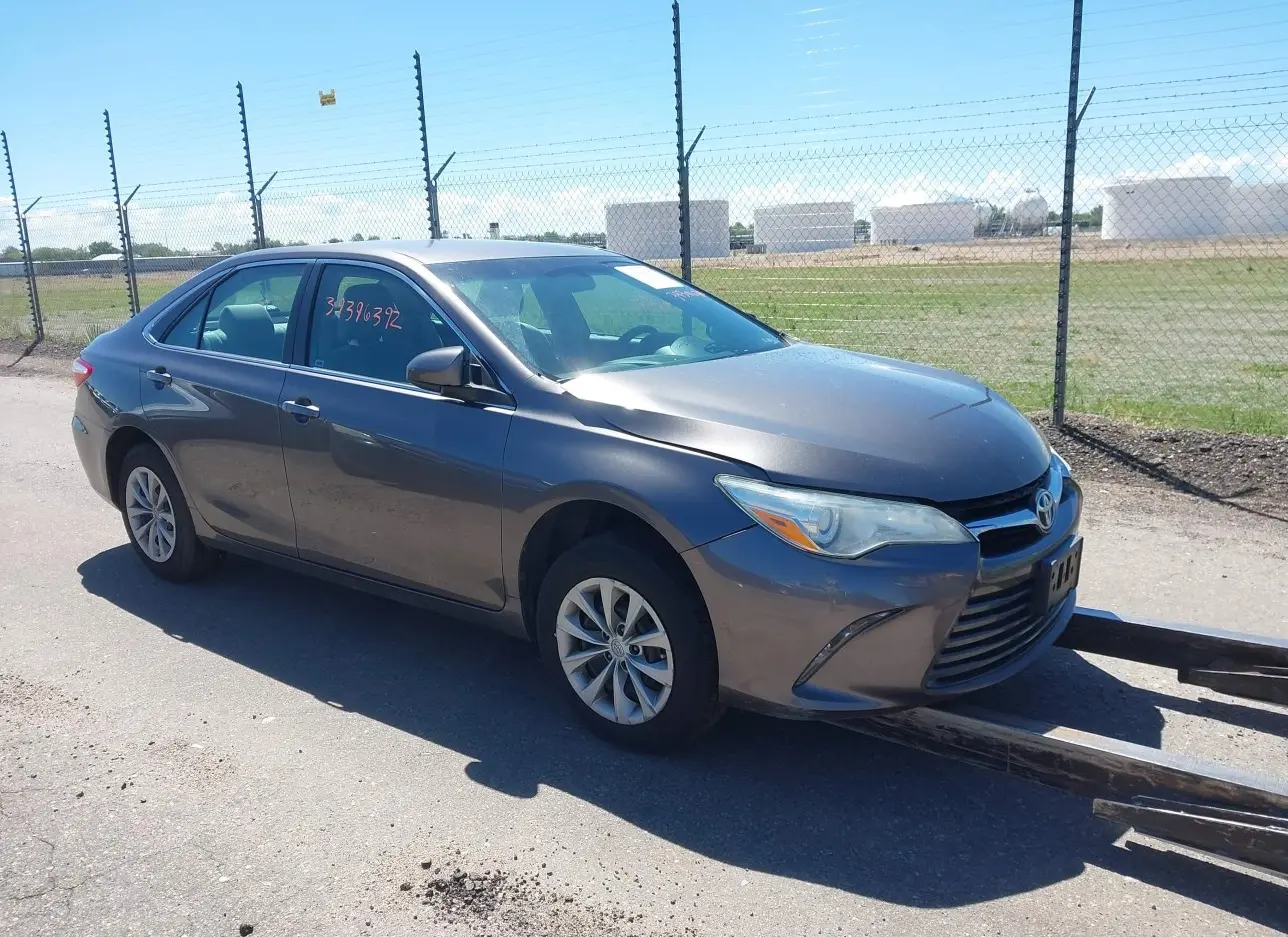 2015 TOYOTA  - Image 1.