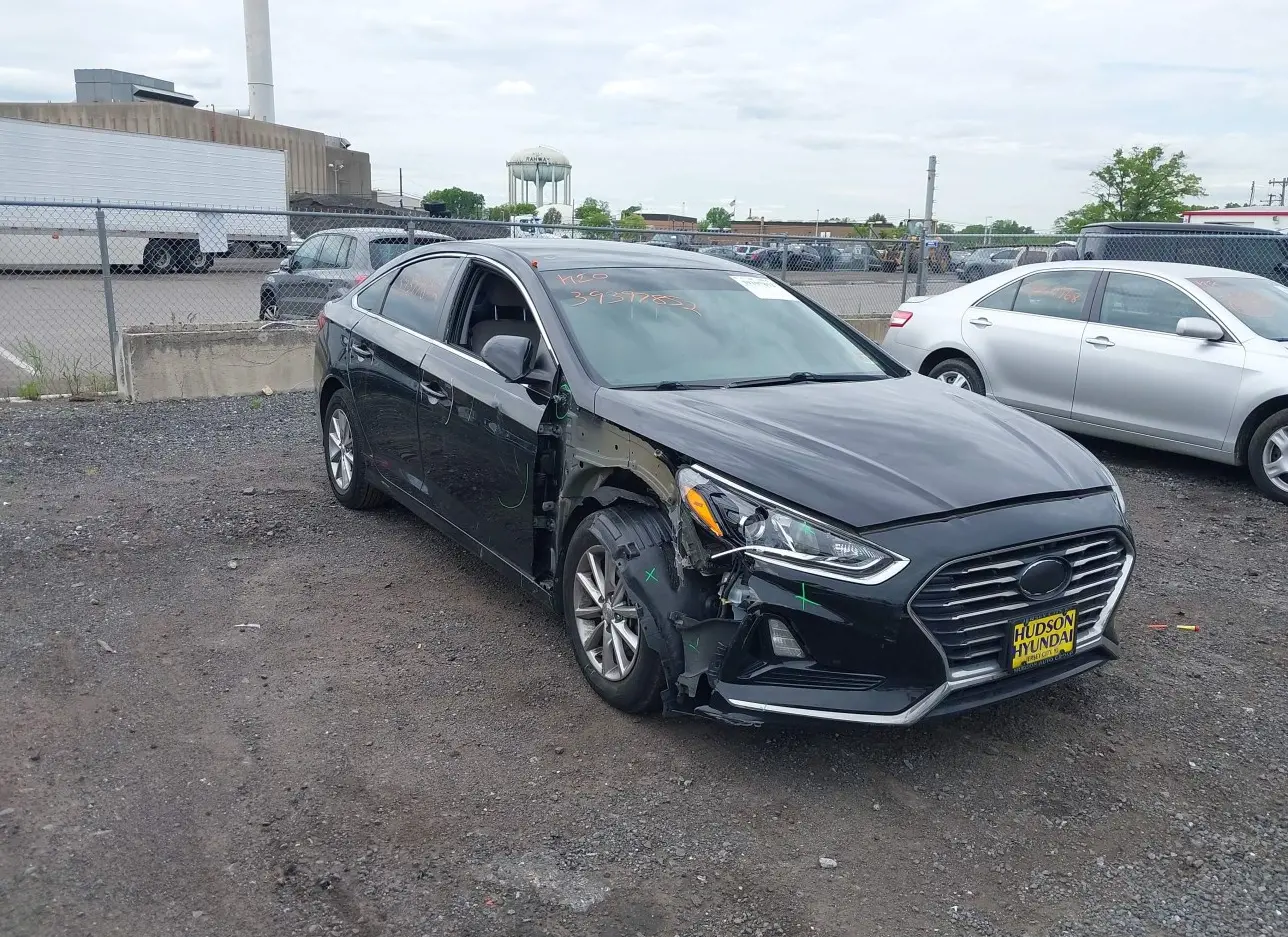 2018 HYUNDAI  - Image 1.