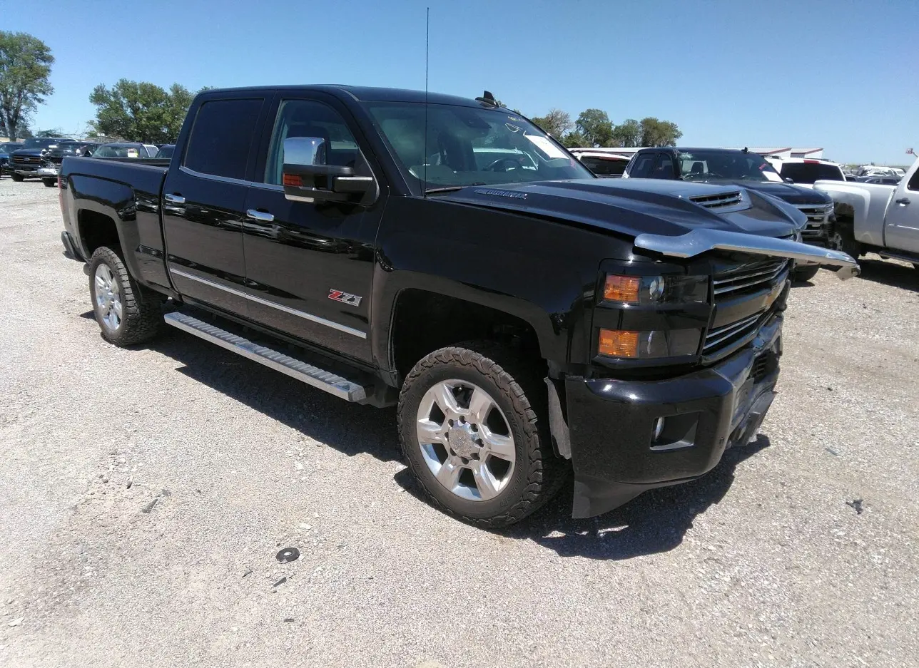 2018 CHEVROLET  - Image 1.