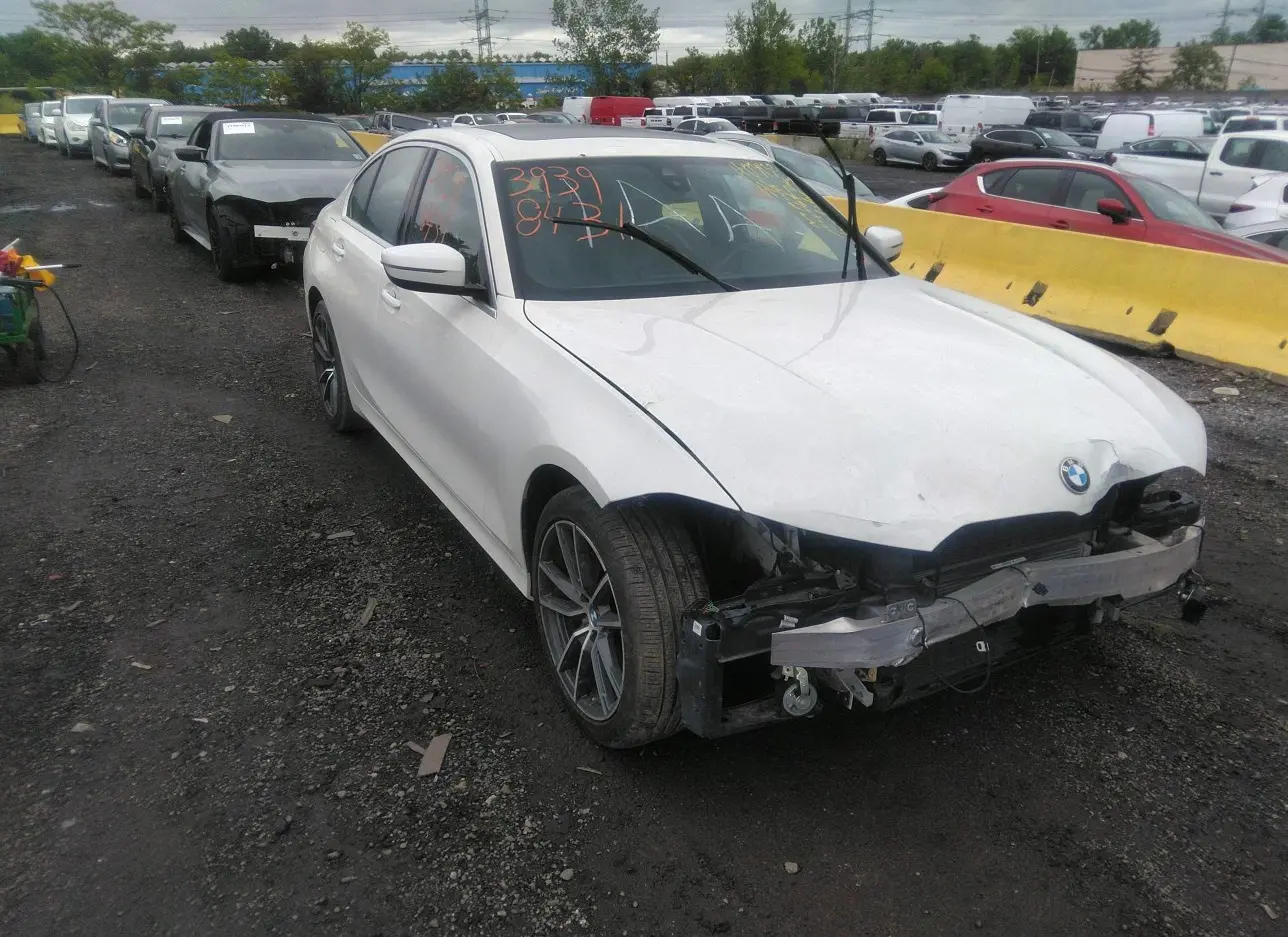 2019 BMW  - Image 1.