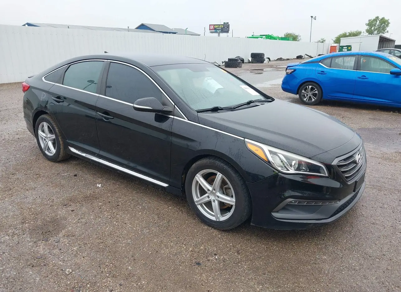 2016 HYUNDAI  - Image 1.