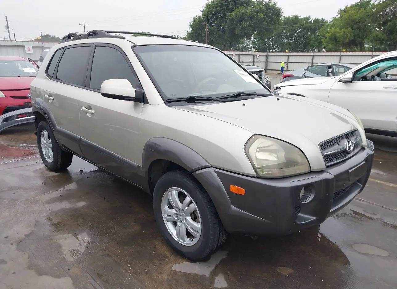 2008 HYUNDAI  - Image 1.