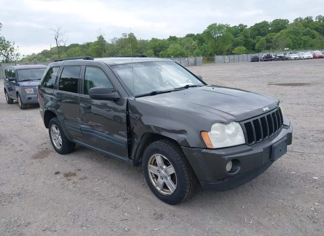 2005 JEEP  - Image 1.