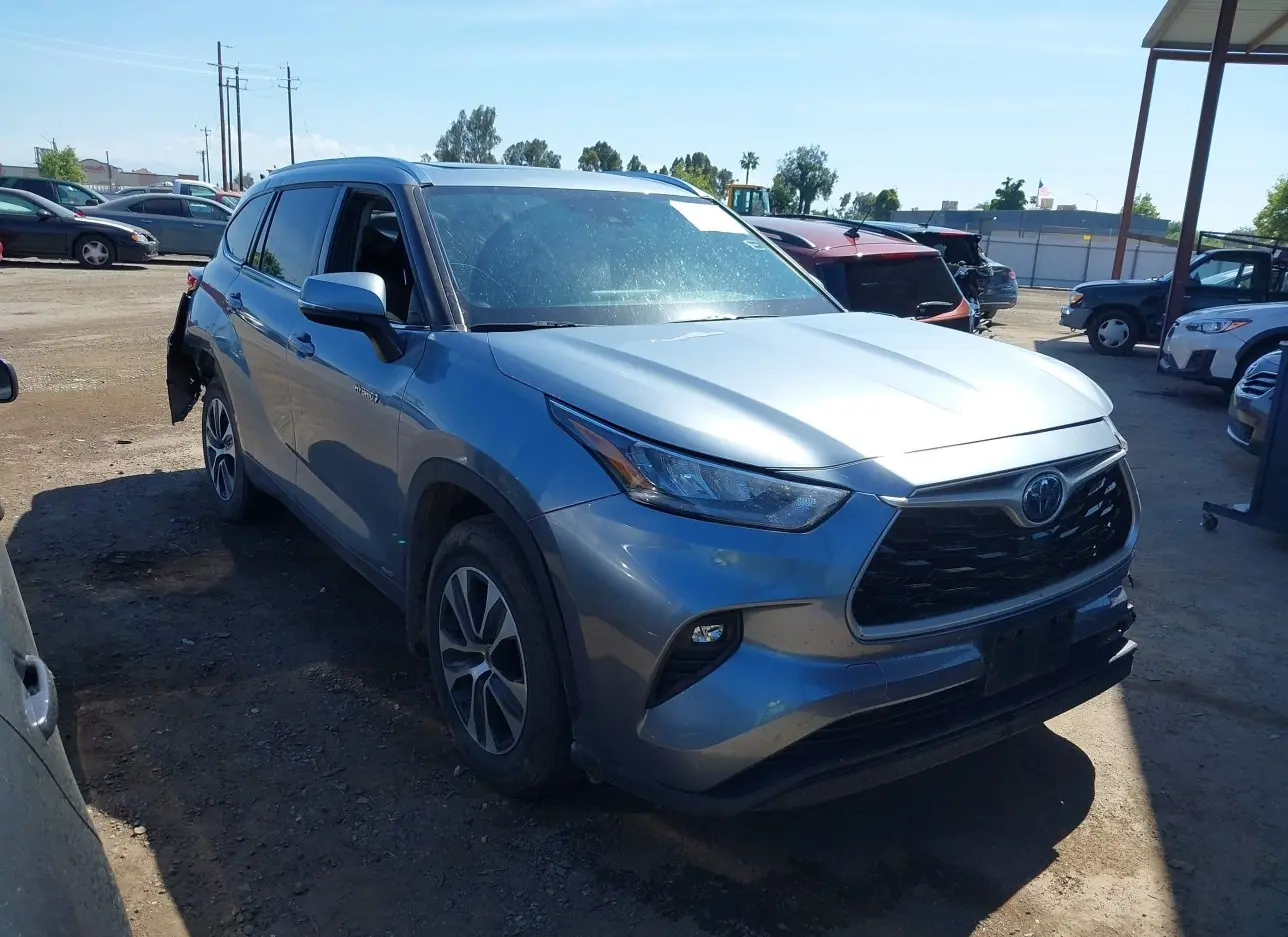 2020 TOYOTA  - Image 1.