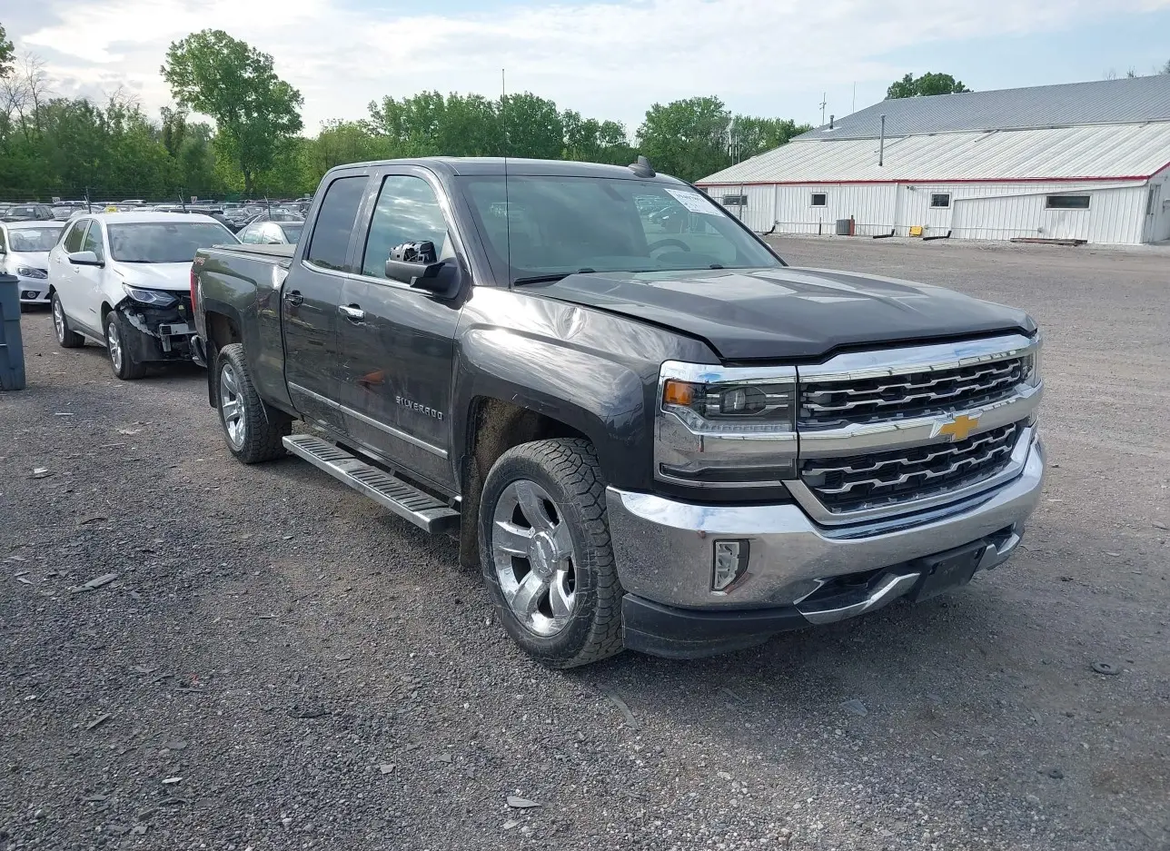 2016 CHEVROLET  - Image 1.