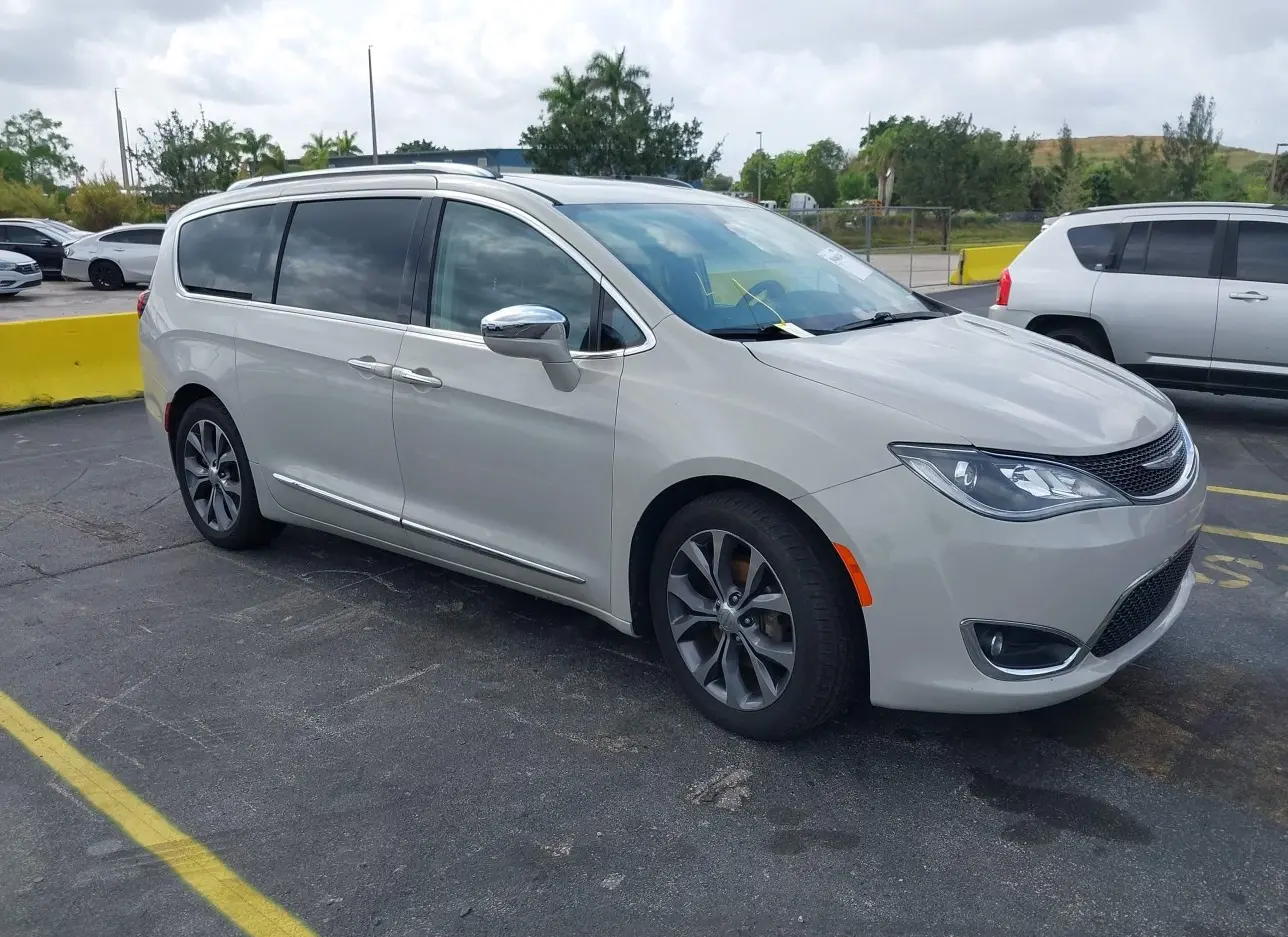 2017 CHRYSLER  - Image 1.