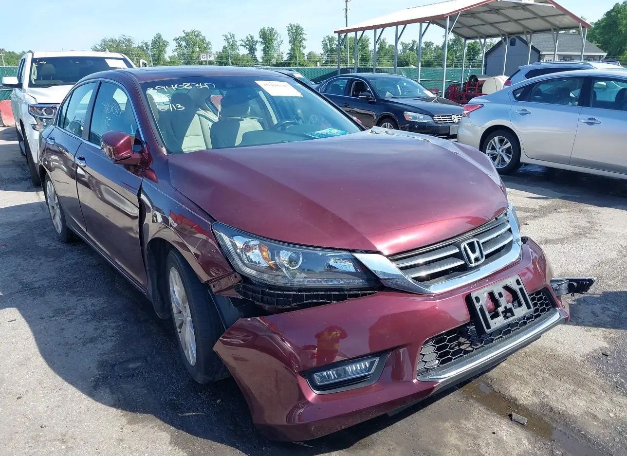 2013 HONDA  - Image 1.