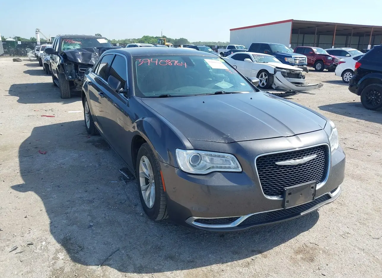 2015 CHRYSLER  - Image 1.