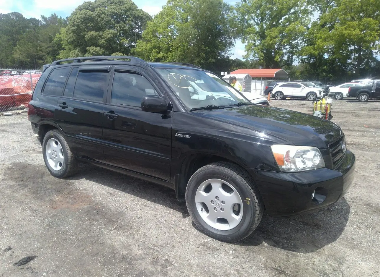 2004 TOYOTA  - Image 1.