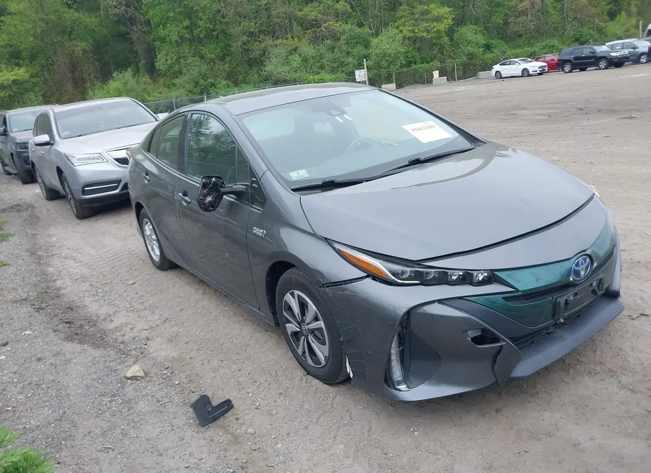 2018 TOYOTA  - Image 1.