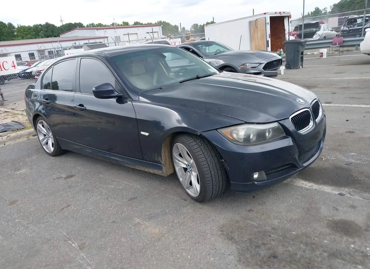 2009 BMW  - Image 1.