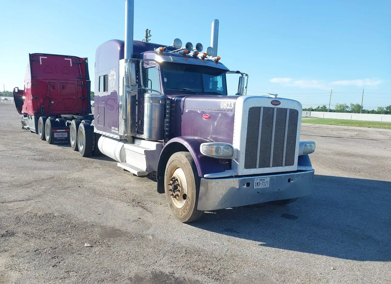 2019 PETERBILT  - Image 1.