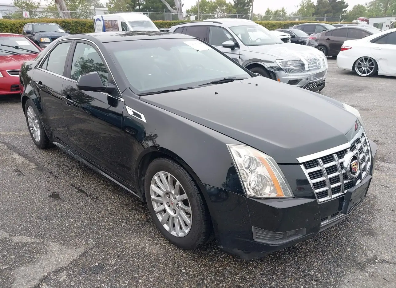 2013 CADILLAC  - Image 1.