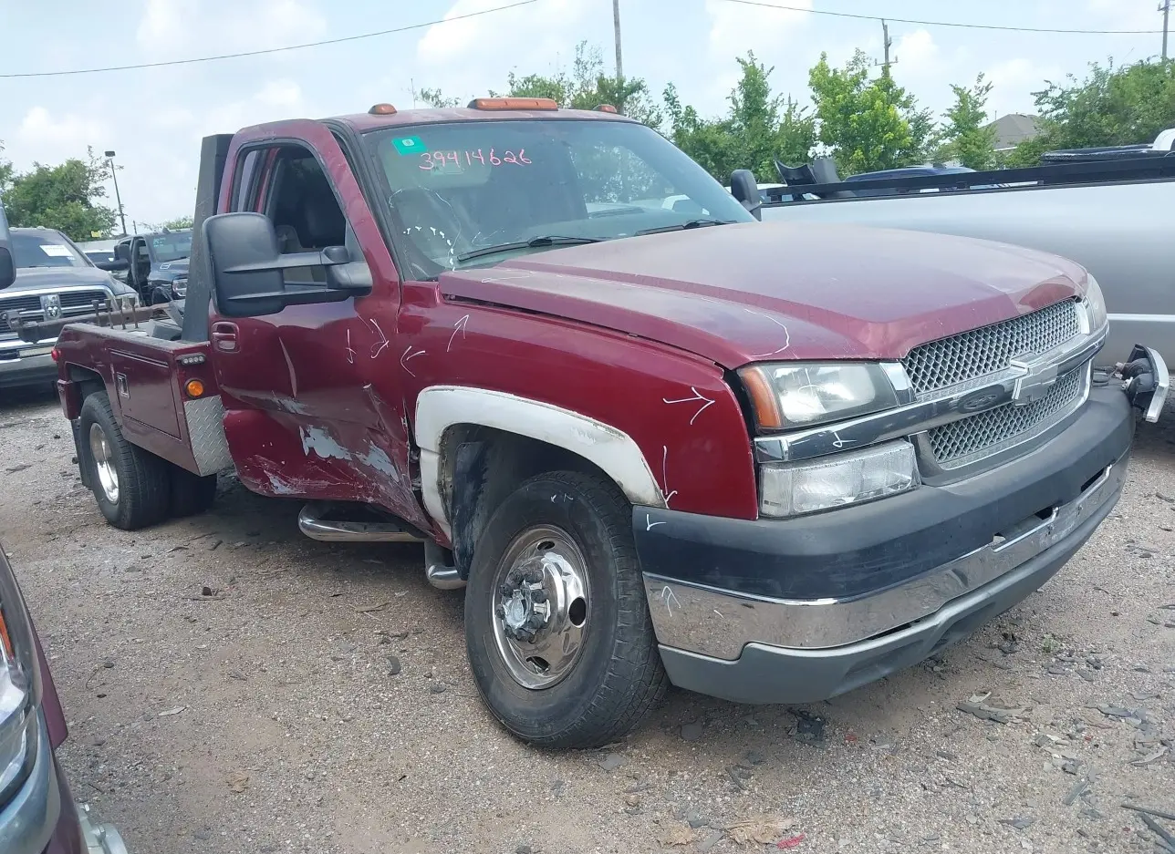 2004 CHEVROLET  - Image 1.