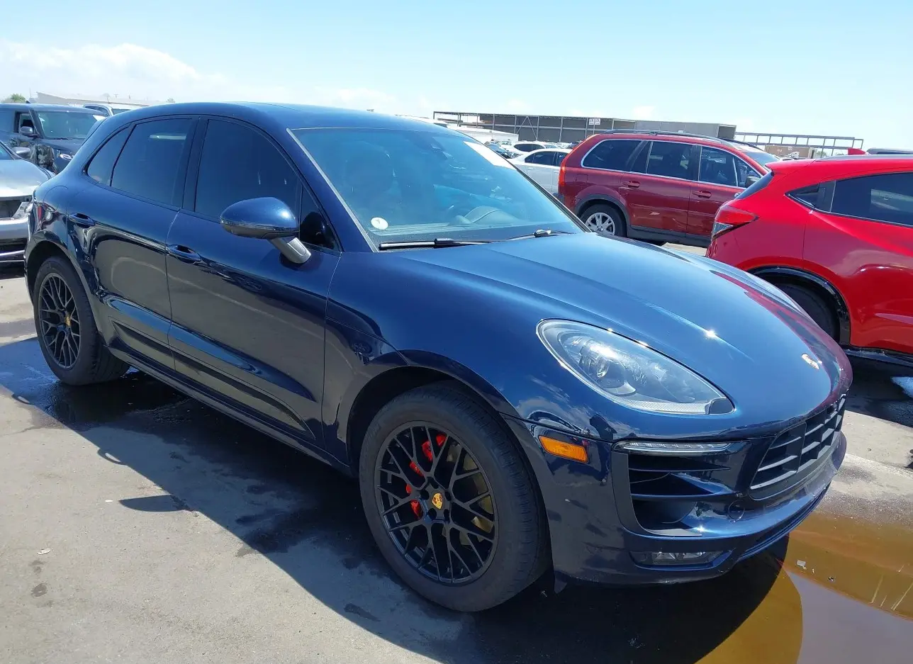 2017 PORSCHE  - Image 1.