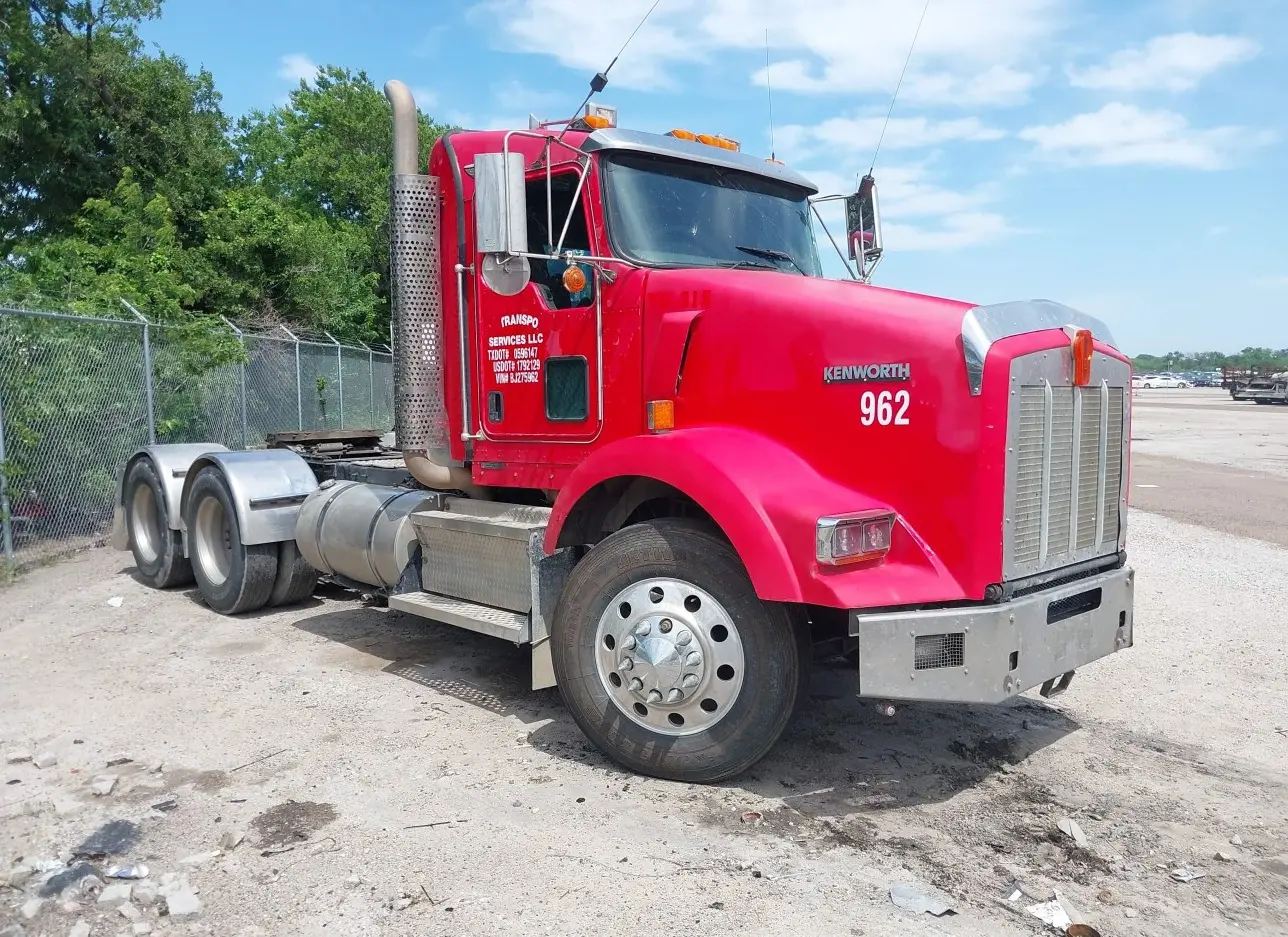 2011 KENWORTH  - Image 1.