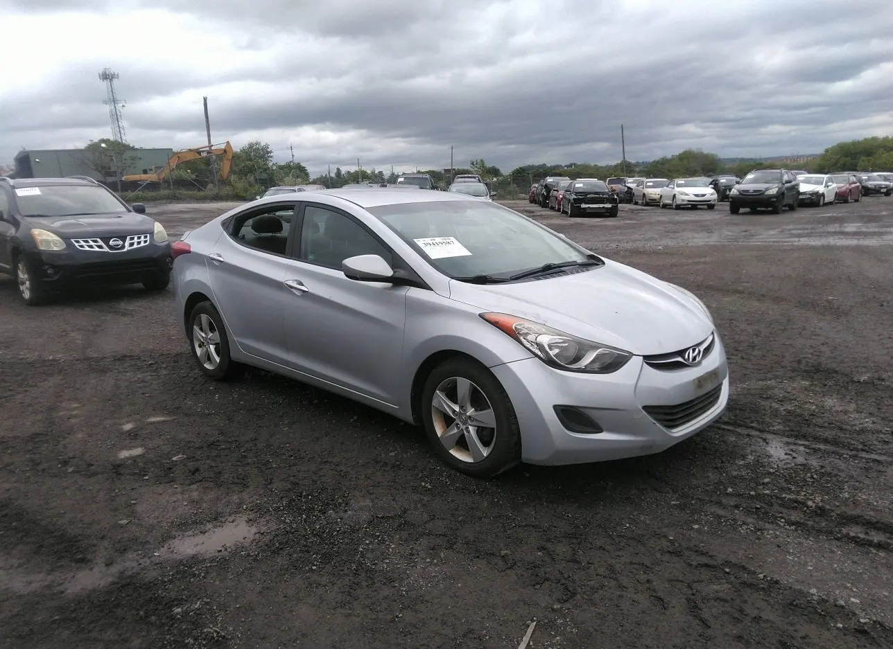 2013 HYUNDAI  - Image 1.