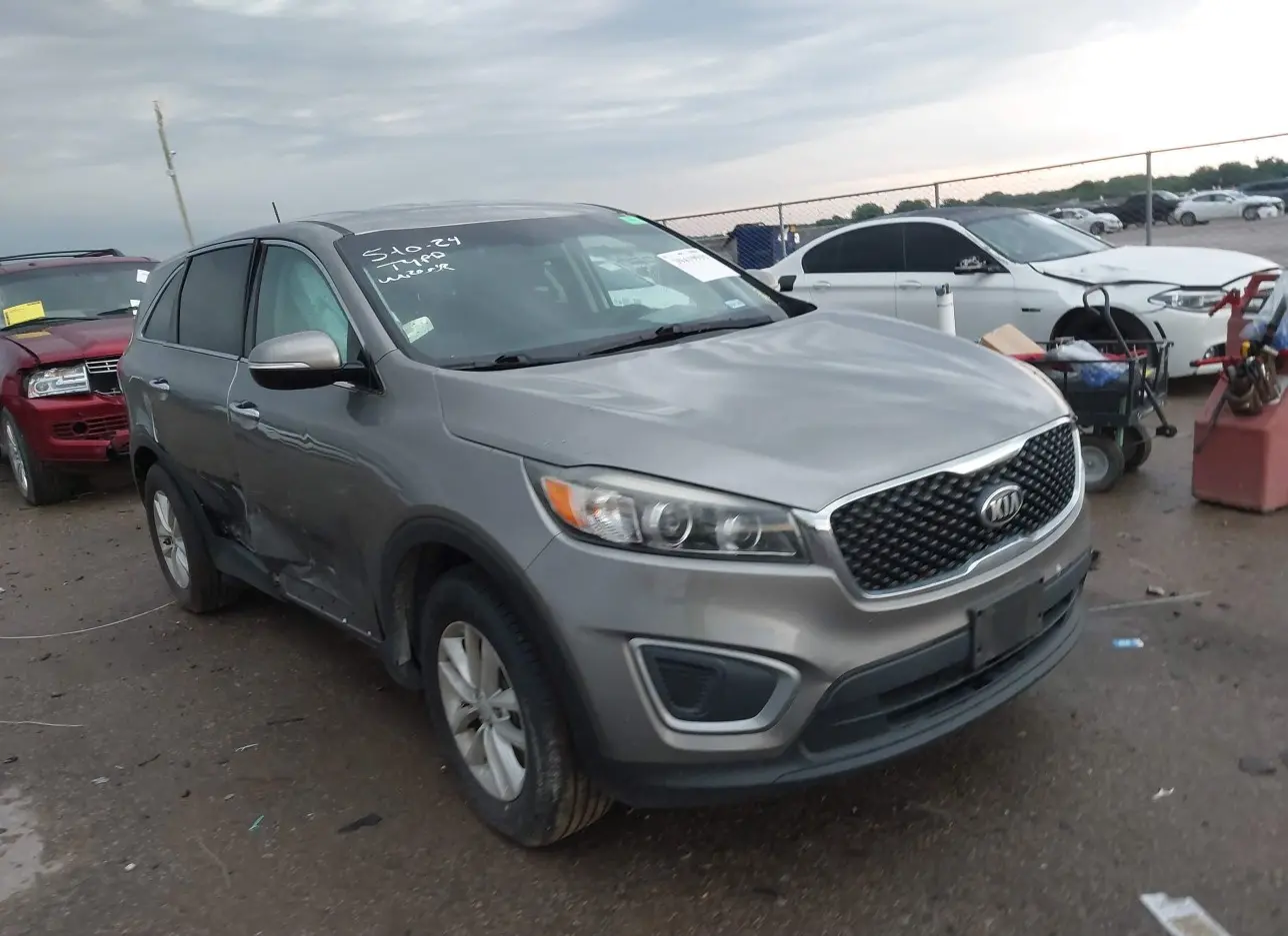 2017 KIA  - Image 1.