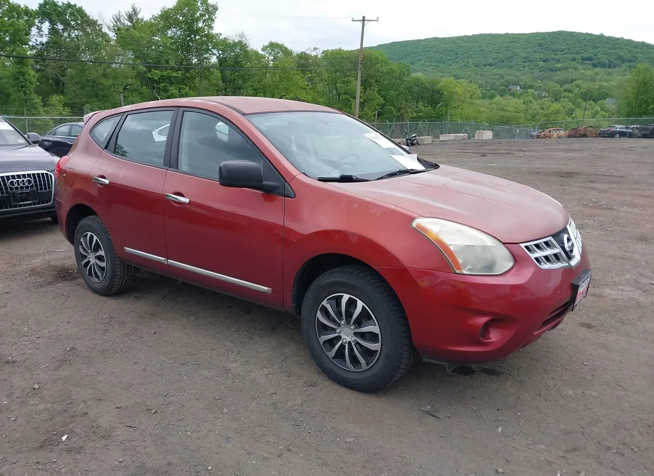 2011 NISSAN  - Image 1.