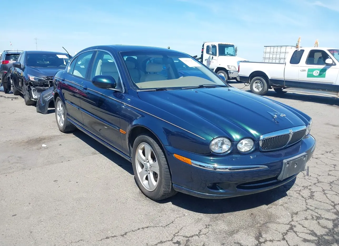 2002 JAGUAR  - Image 1.