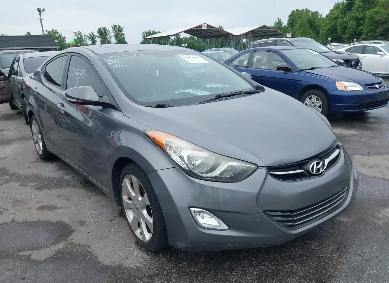 2012 HYUNDAI  - Image 1.