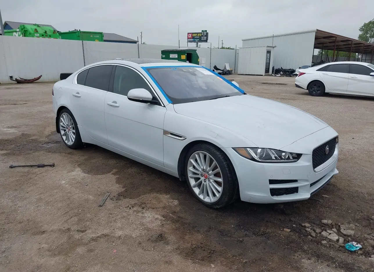 2018 JAGUAR  - Image 1.