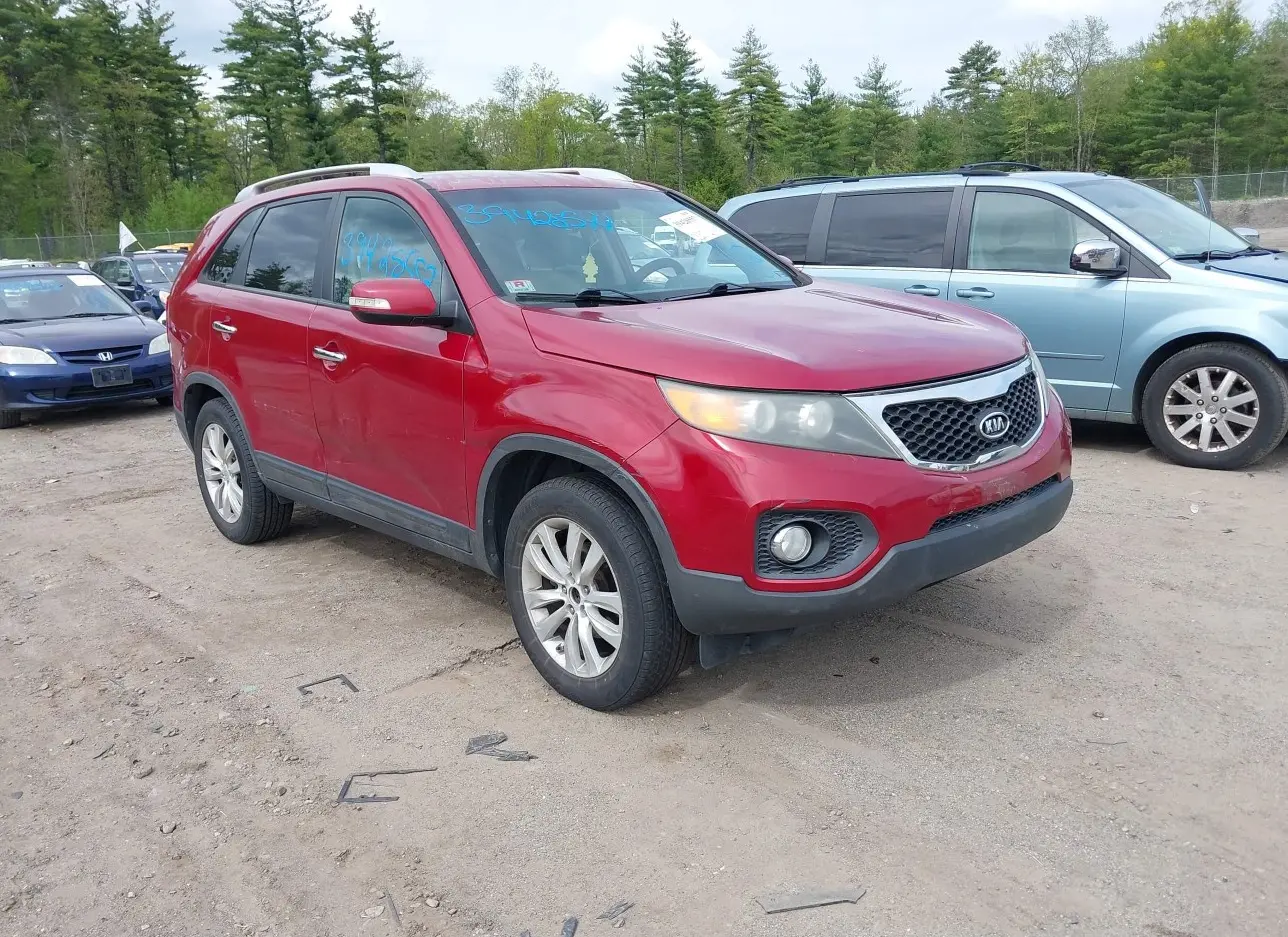 2011 KIA  - Image 1.