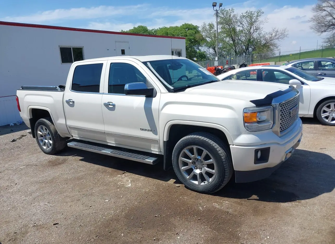 2014 GMC  - Image 1.